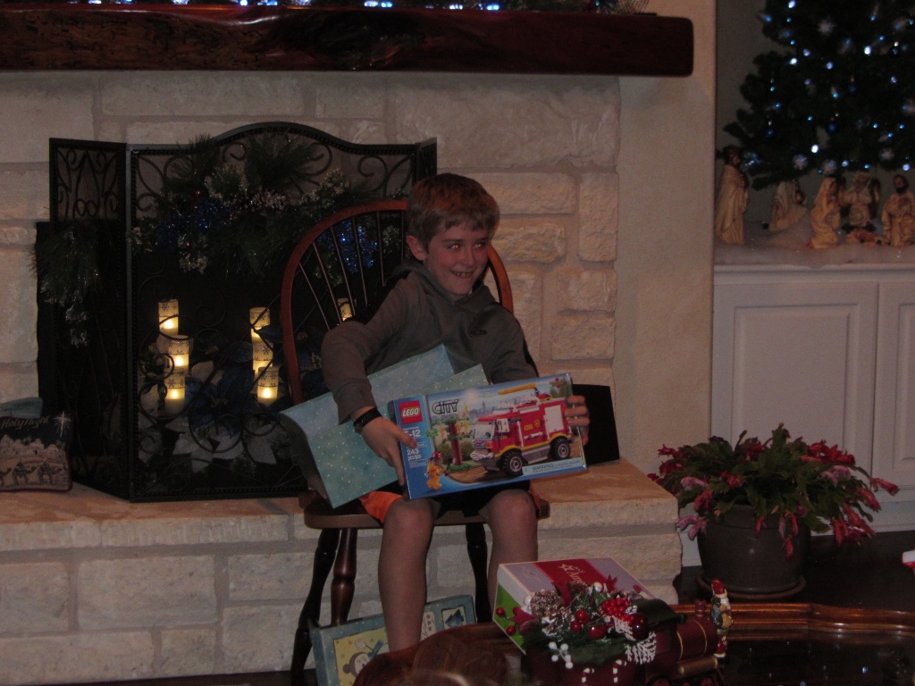 2013-12-23 21-25-50 Hildebrand Christmas.jpg